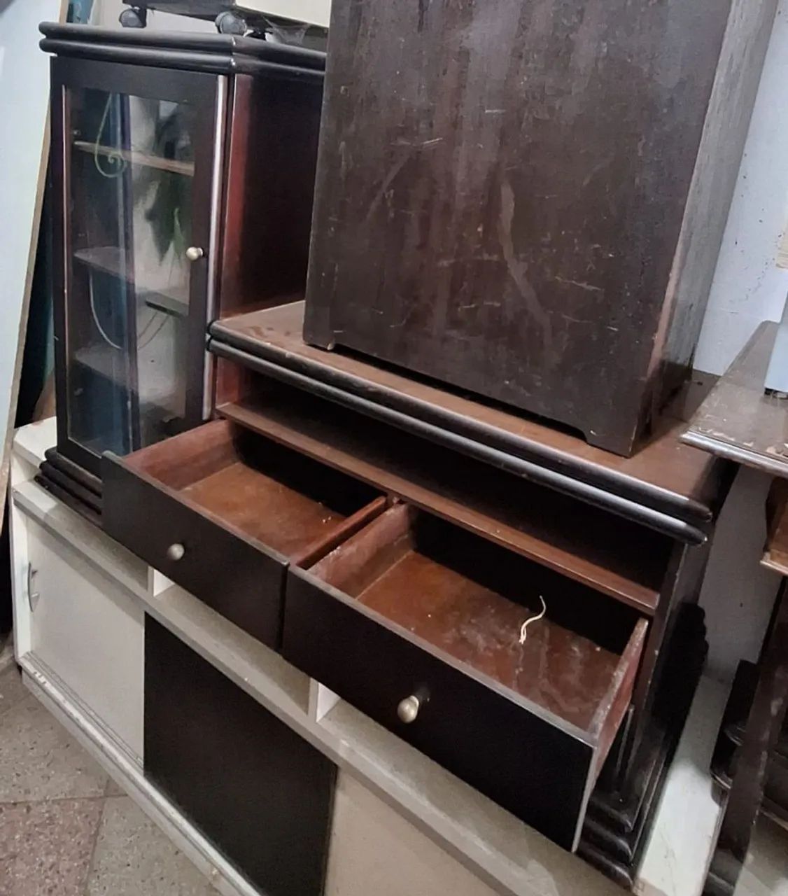 Rack Antigo madeira maciça em bom estado.  - Foto 2