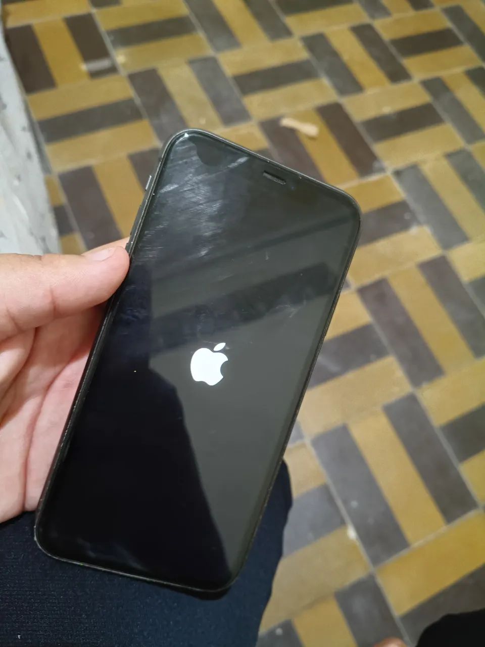 iPhone 11 preto