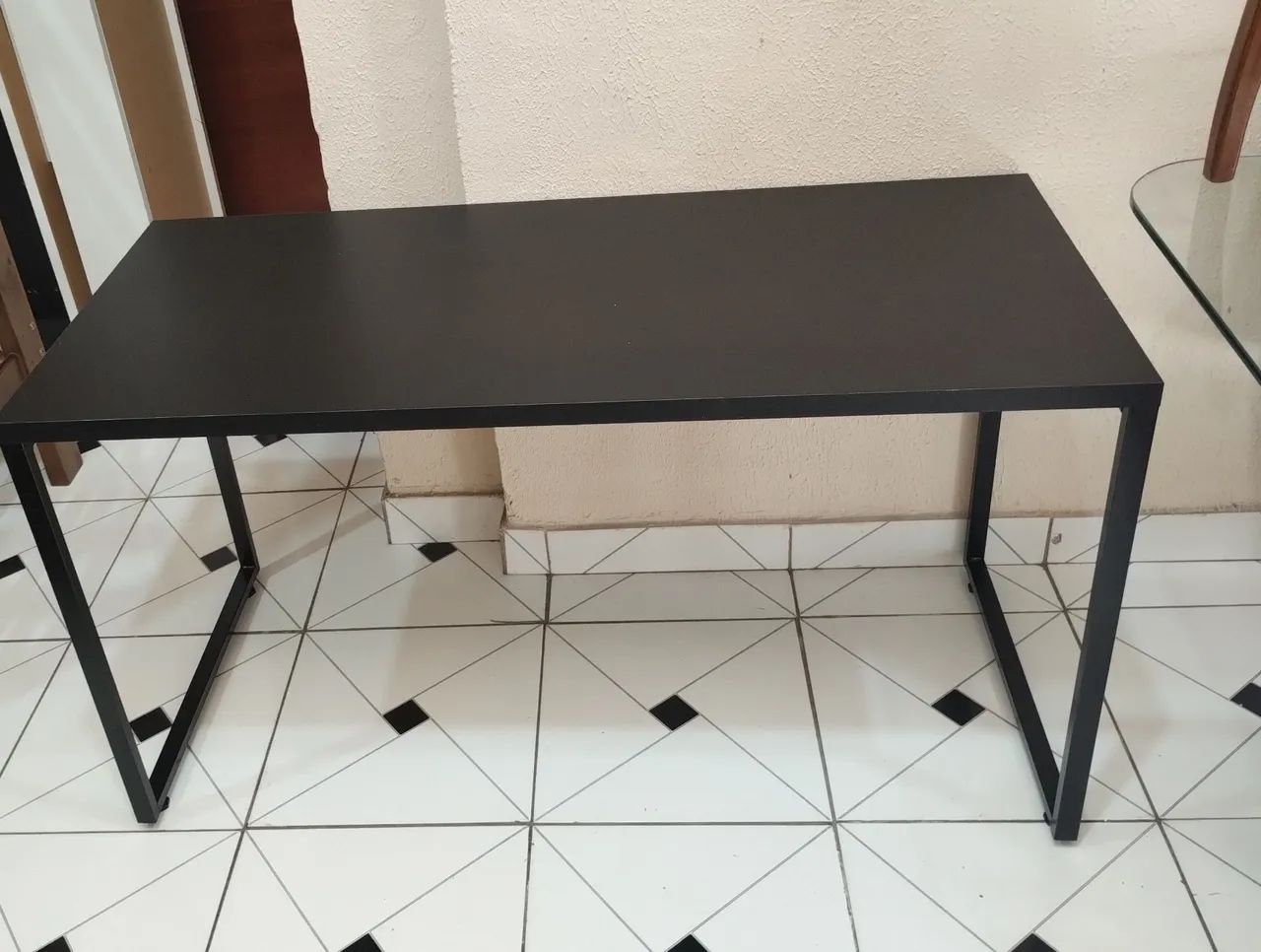 Escrivaninha nova 1,35x 60  - Foto 3