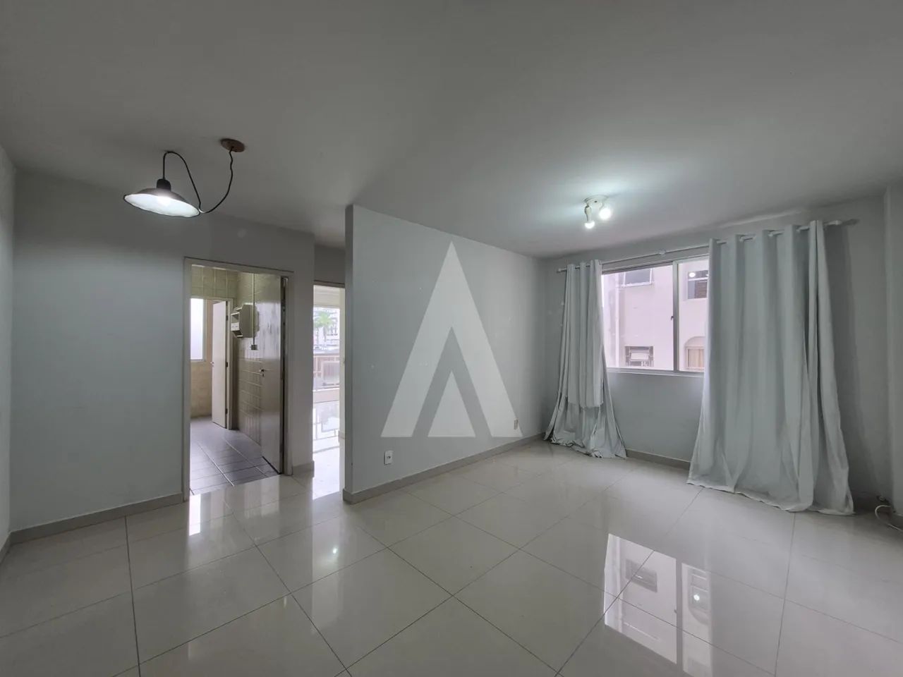 Apartamento com 01 quarto com sacada no bairro Centro. - Foto 2