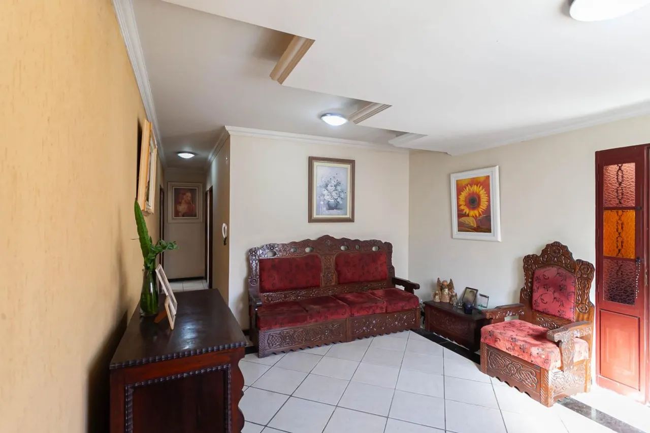 Casa à Venda - Alípio de Melo, 3 Quartos, 250 m2 - Foto 4