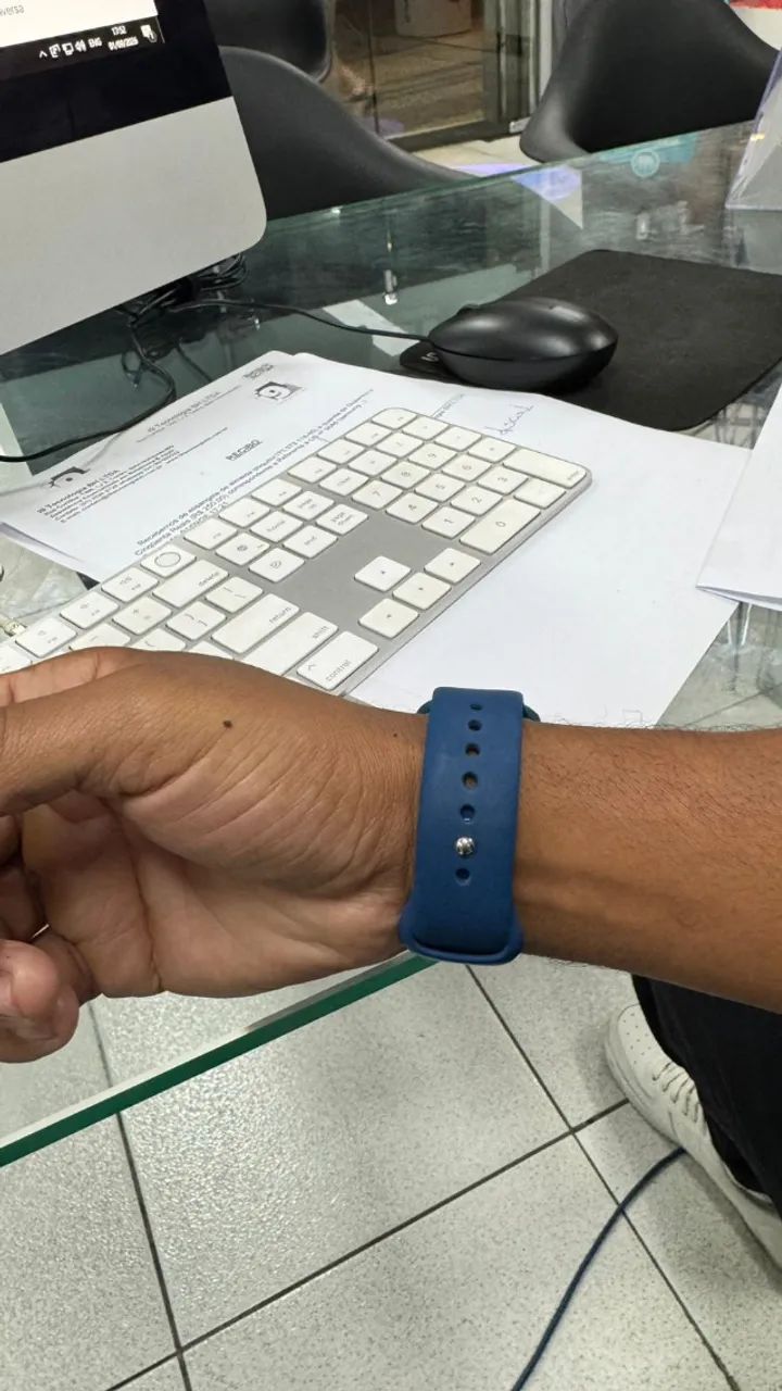 Apple Watch series 7 41mm   GPS + Celular  - Foto 3