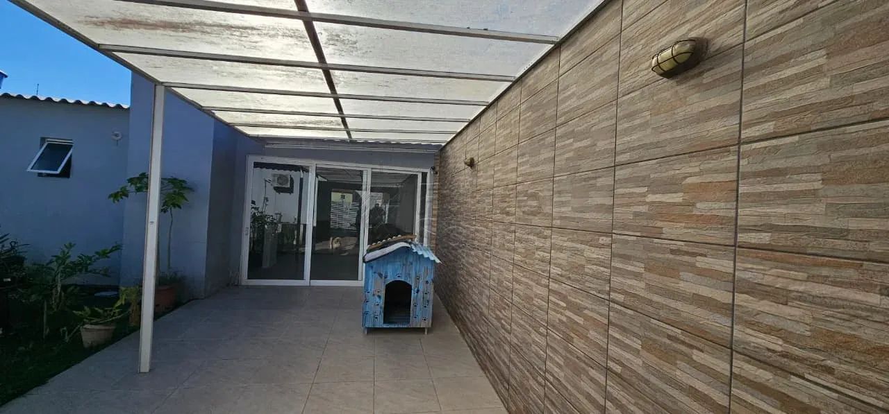 Casa com 2 Dormitórios, Ampla Churrasqueira e Pátio no Arcobaleno - Foto 5