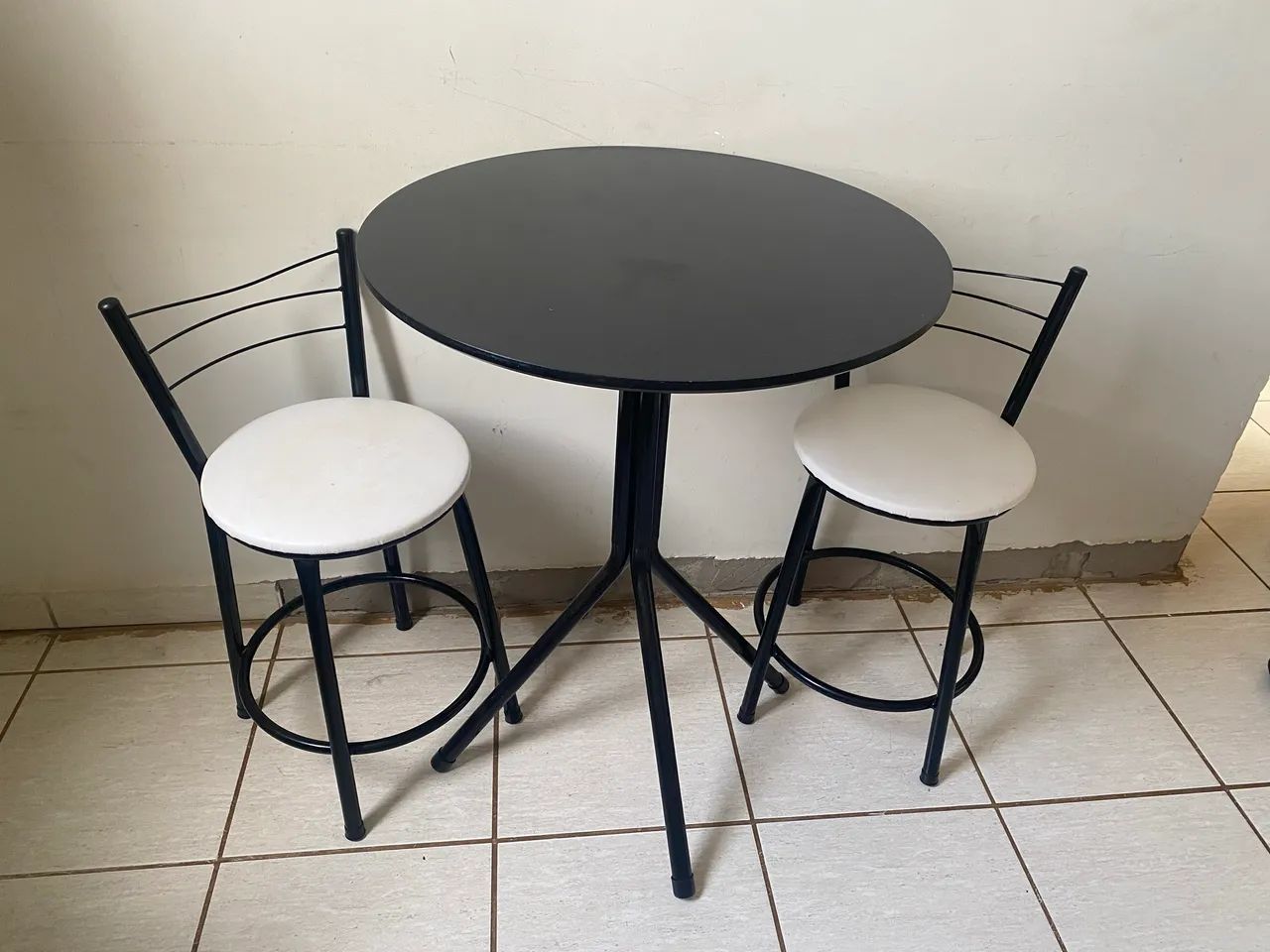 Vendo mesa bistrô 