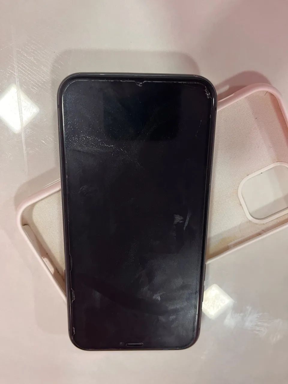 iPhone 11 64gb poucos detalhes  - Foto 2