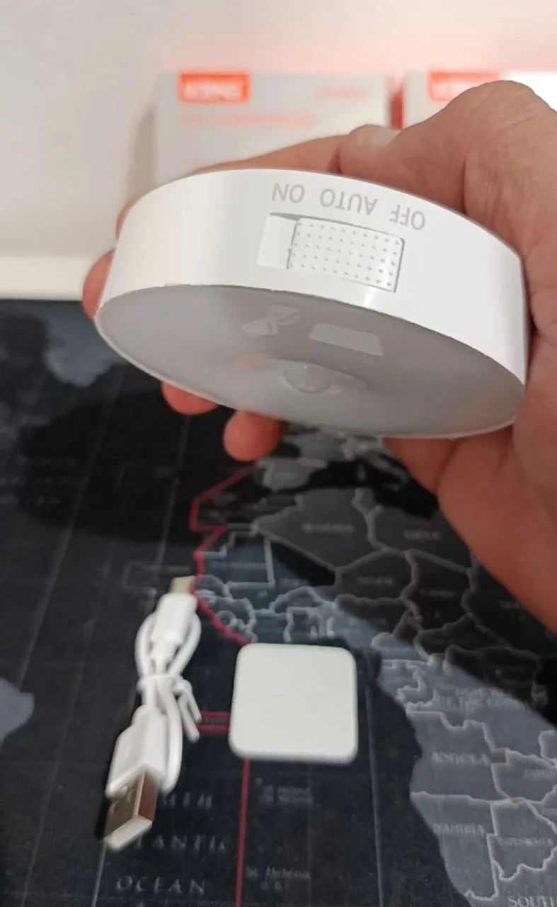 Mini led de parede com imã e sensor de presença/ OFERTA IMPERDÍVEL  - Foto 2