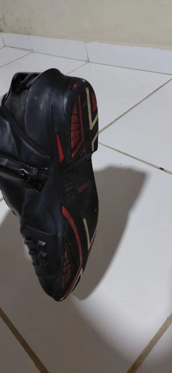 Bota impermeável x11 - Foto 4