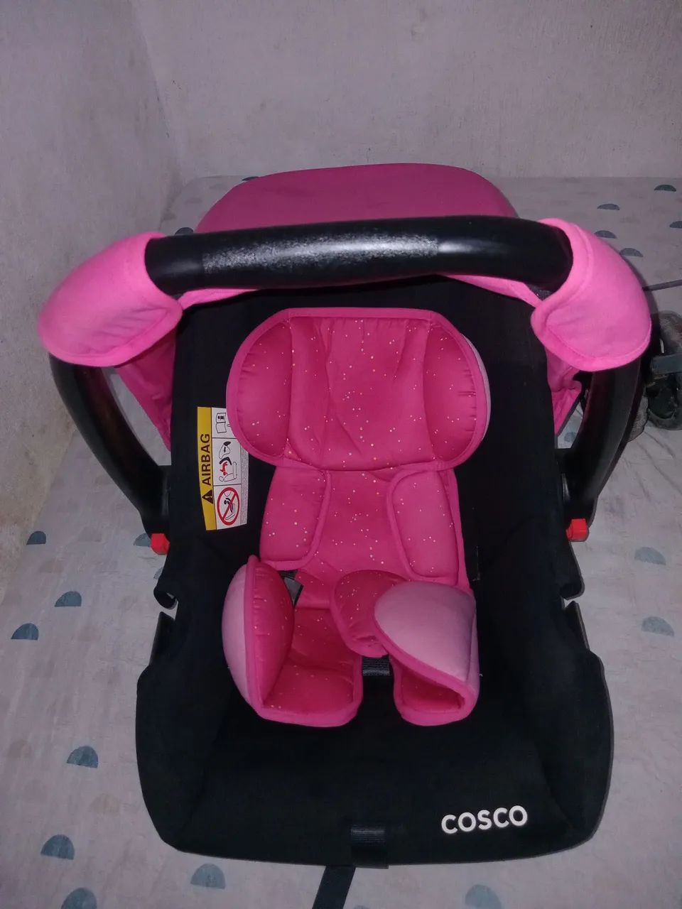 Carrinho de bebê e bebê conforto  - Foto 2