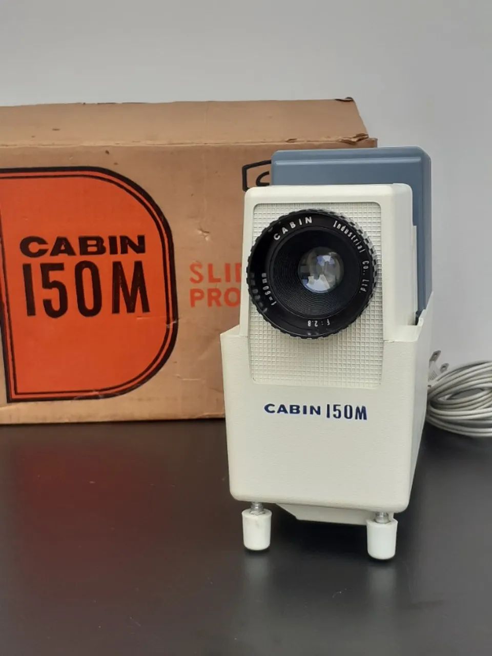 Antigo Projetor de Slides CABIN. Modelo 150M - Foto 4