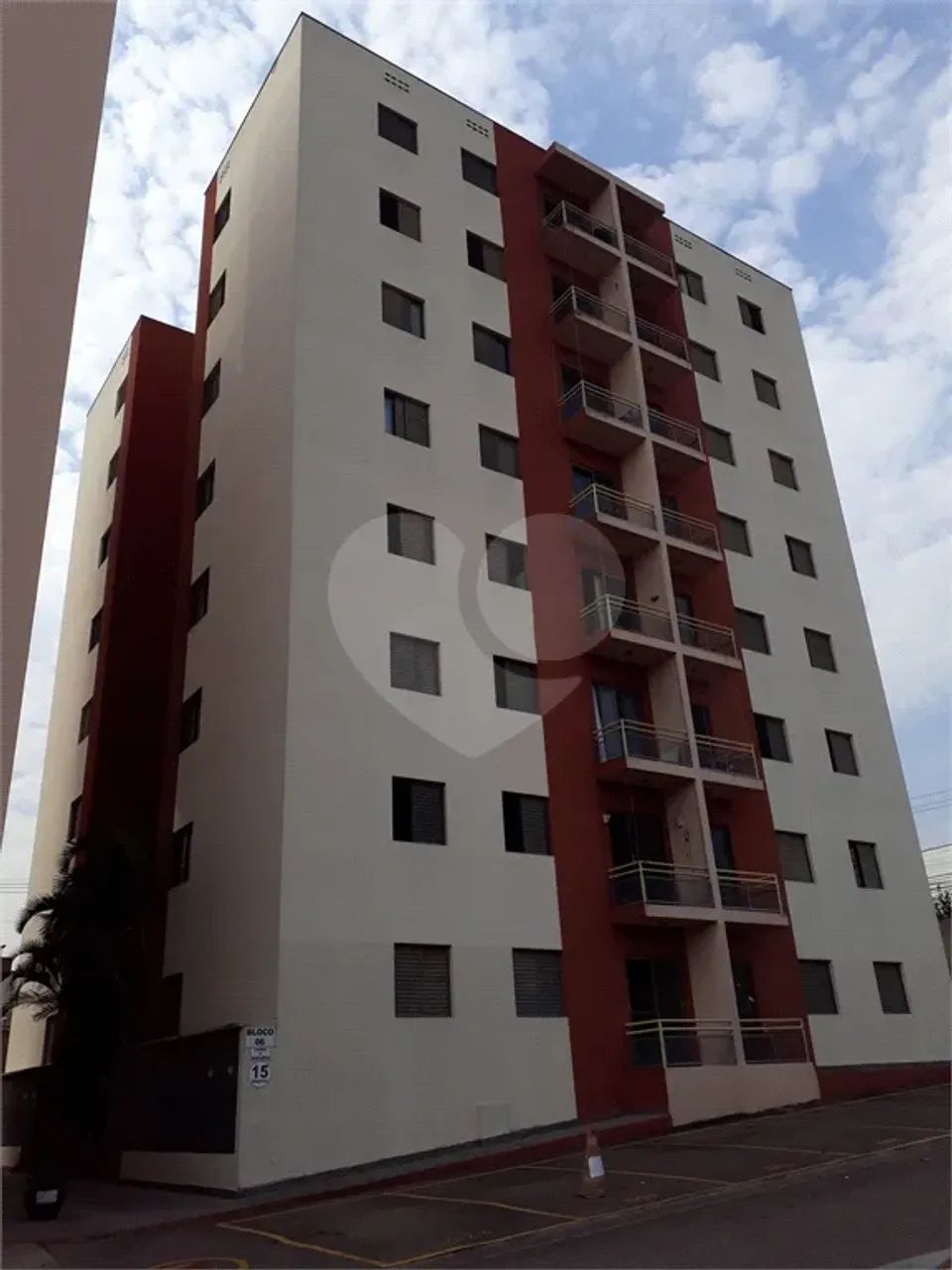 APARTAMENTO RESIDENCIAL
