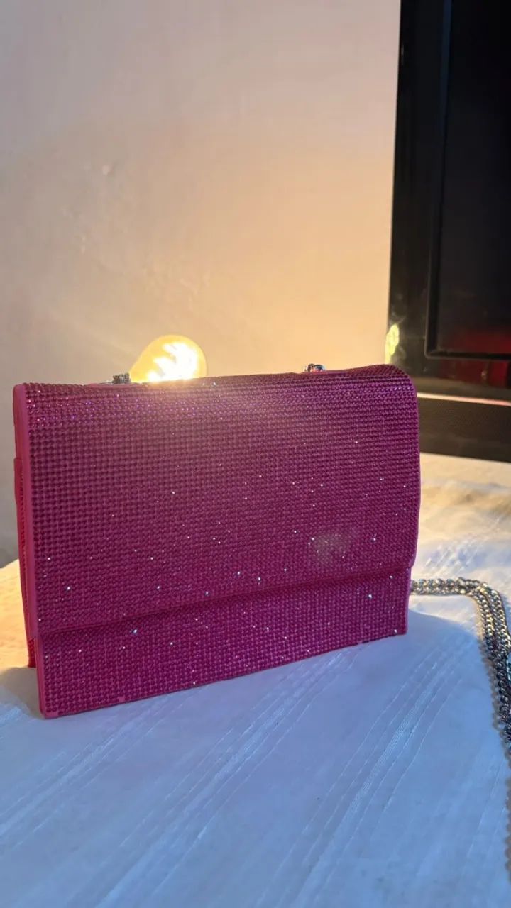 Bolsa Zara Rosa com Pedrarias e Alça de Corrente - Original - Foto 5