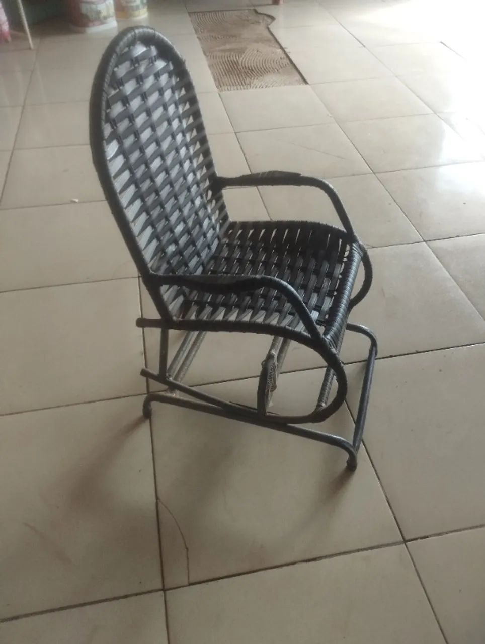 Cadeira de balanço infantil 
