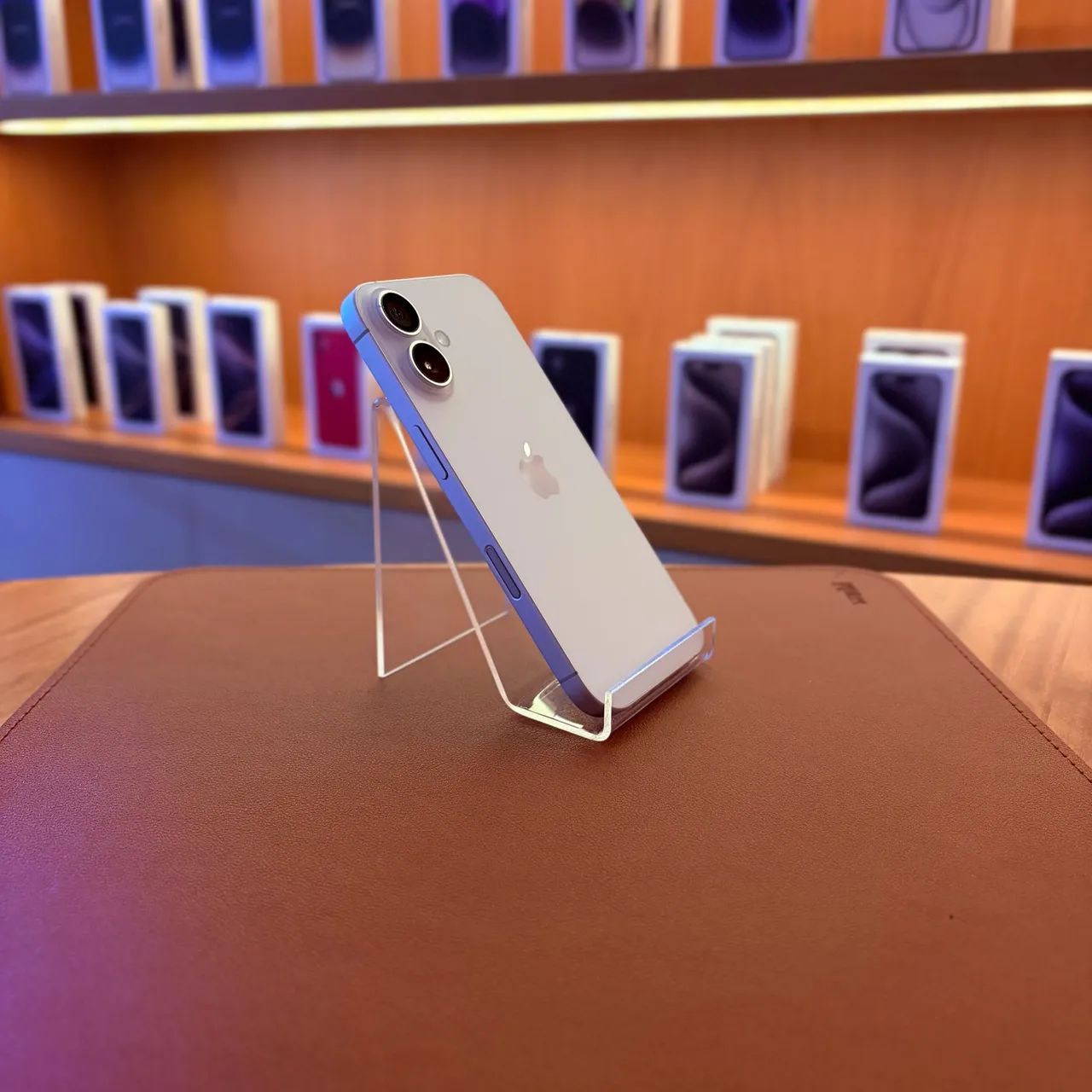 iPhone 16 Plus 128GB Branco  - Foto 4