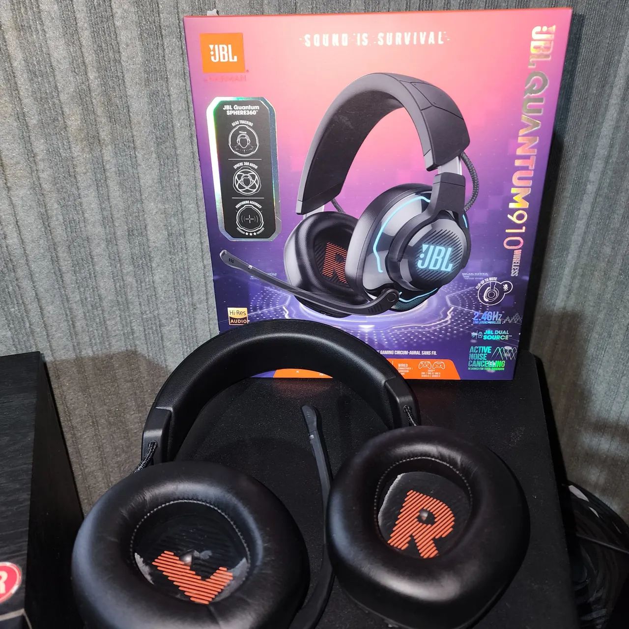 JBL Quantum 910 Wireless