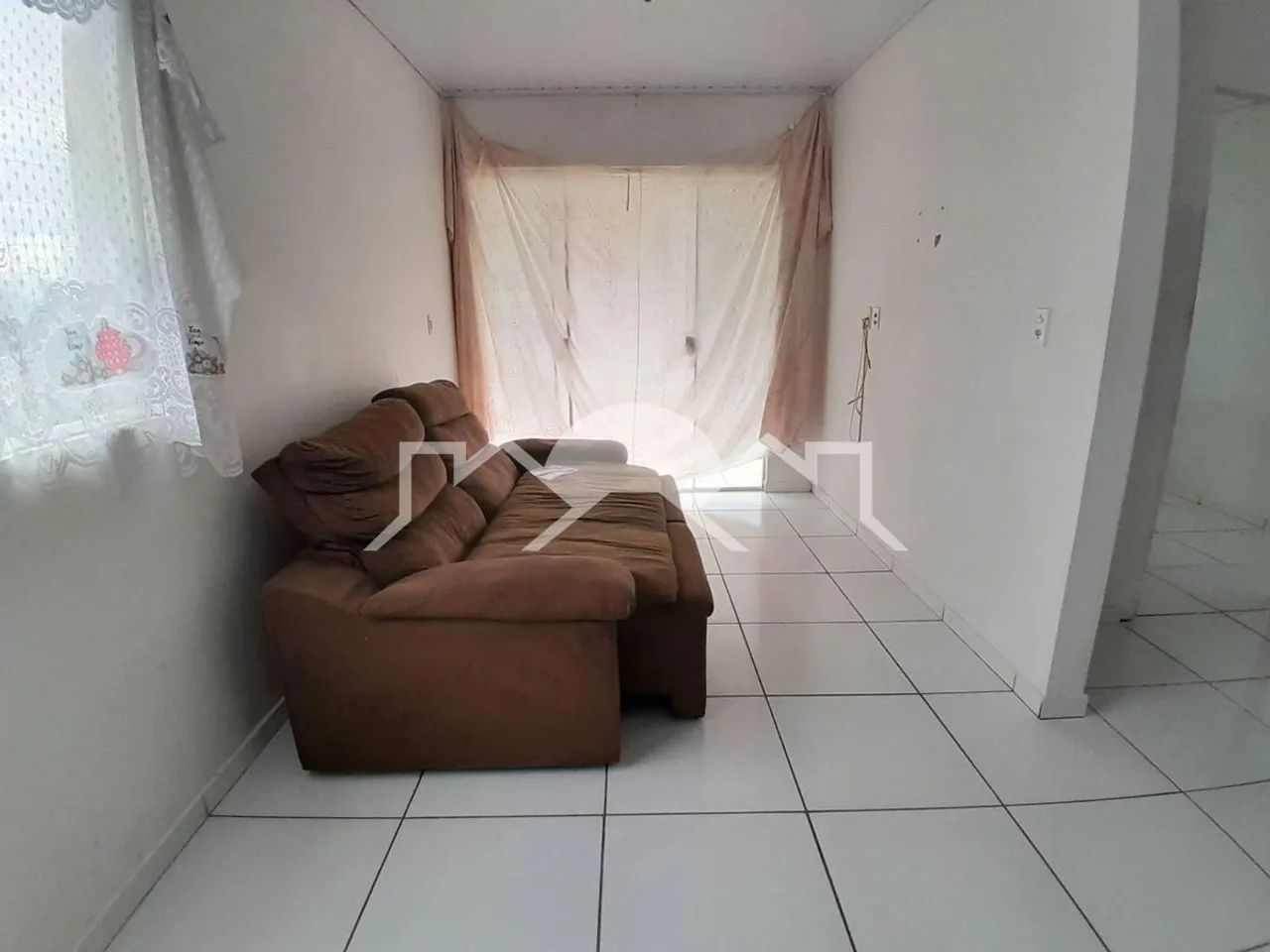 Casa com 1 Quarto e Amplo Terreno - Foto 4