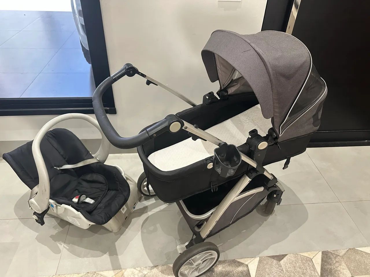 Vendo Carrinho de bebê Dzieco!! - Foto 4