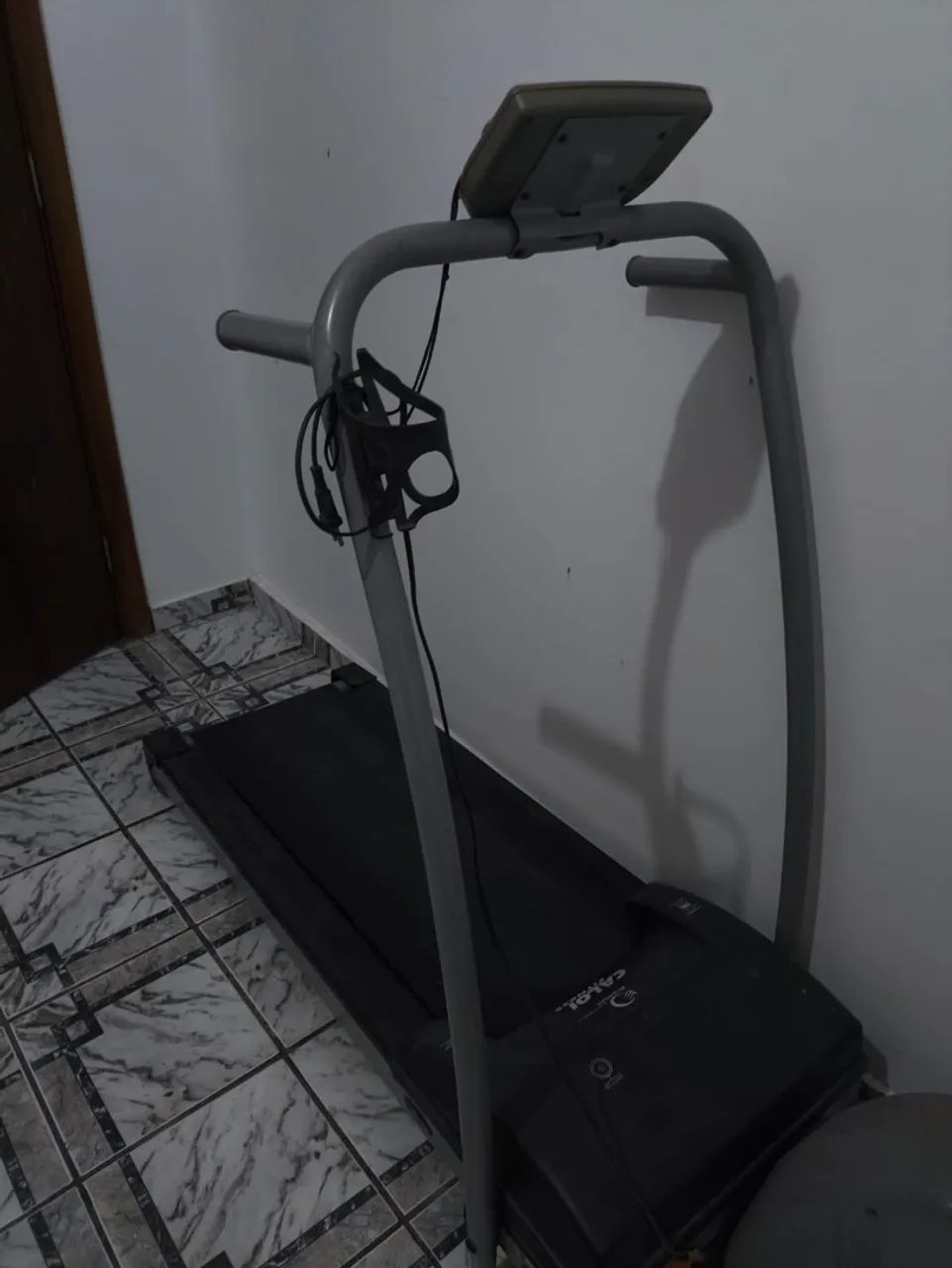 Esteira e bicicleta ergométrica 