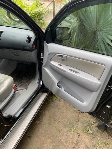 Hilux srv 4x2 3.0 manual super conservada - Foto 4