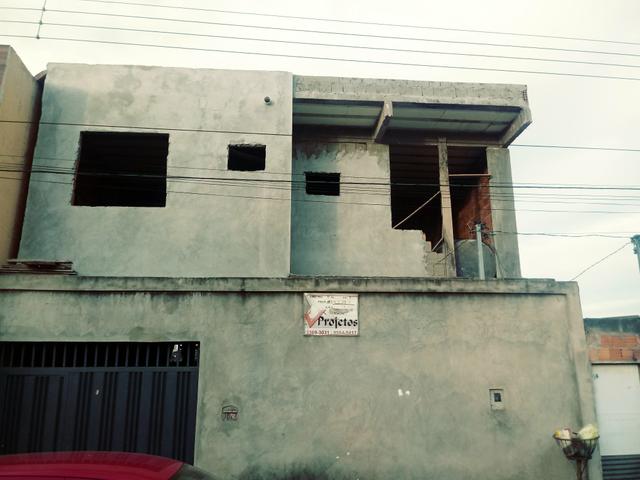 Vendo sobrado na qd331 del lago