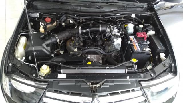 MITSUBISHI L200 TRITON 2014/2015 2.4 HLS 4X2 CD 16V FLEX 4P MANUAL - Foto 11