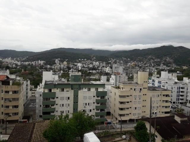 Apartamento, Serrinha, 1 dormitório, sala com sofá cama e rack, cozinha com armários, área - Foto 17