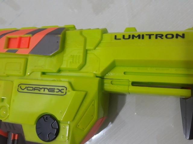 Lançador Nerf Vórtex Lumitron - Hasbro - Foto 3