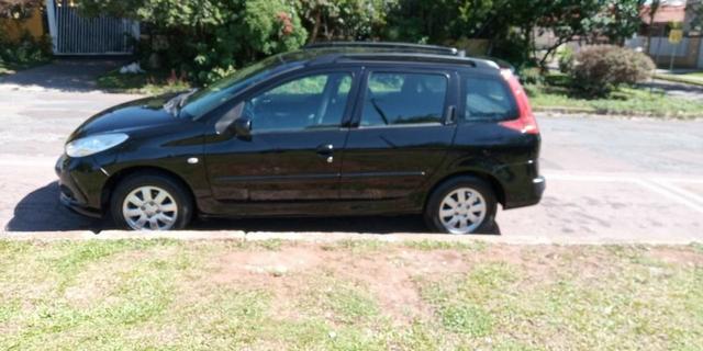 Peugeot 207 SW XR 1.4 8V Flex - Foto 4