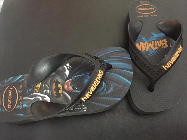 Chinelo havaianas batman 23/24 - Foto 2