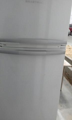 Geladeira braistemp está fuciona no perfeitamente R $750