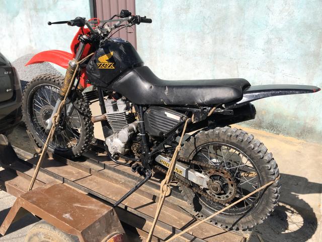 Moto de trilha xlx com motor de xre 300 + carrentinha - Foto 3
