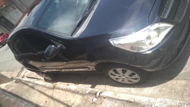 Agile lt 10/11 ; bom estado ; km baixo; docs ok - Foto 8