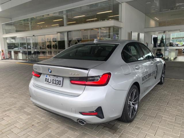 BMW 330I 2.0 16V TURBO GASOLINA M SPORT AUTOMÁTICO - Foto 3