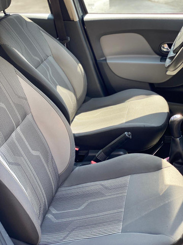 Renault Logan 1.6 2017 - Foto 18