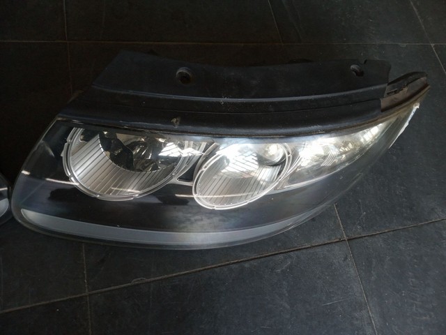 Par farol Hyundai Santa fé 2007  (preço unitário) - Foto 4