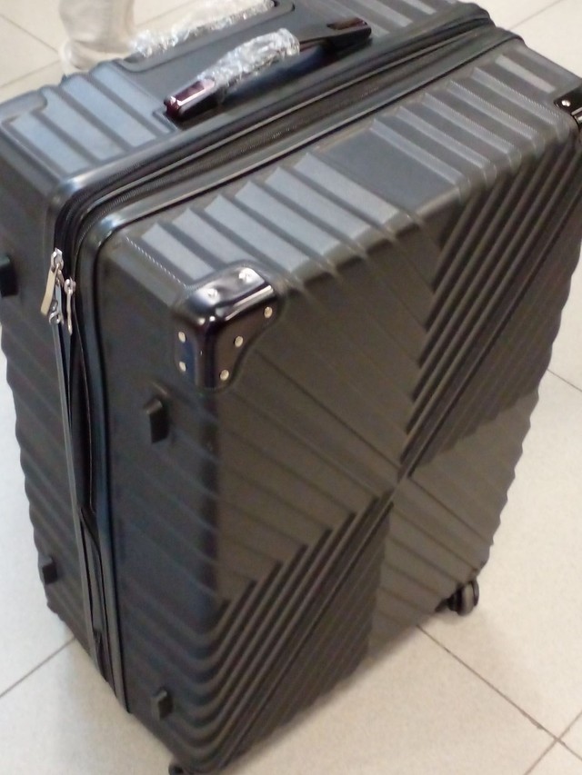 MALA DE RODINHAS  32KG PARA VIAGENS NACIONAIS E INTERNACIONAIS A MAIOR QUE TEM  - Foto 5