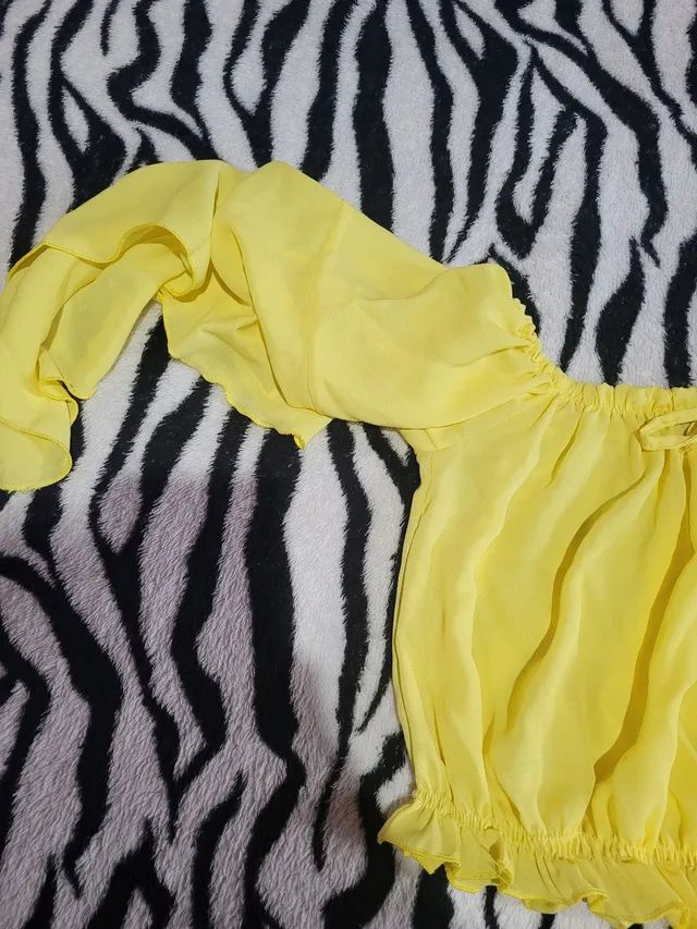 Cropped amarelo de manga  - Foto 3