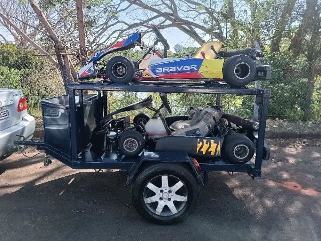 Carretinha de Kart -  02 karts com baú ou 03 karts sem baú