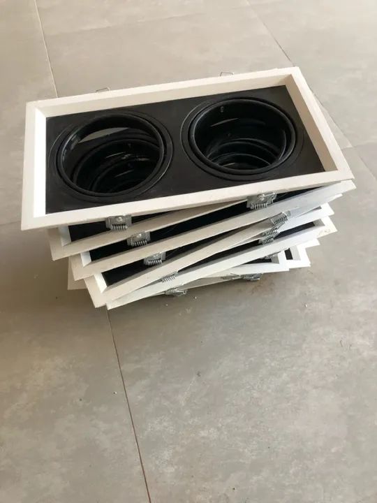 LUMINÁRIA QUADRADA E RETANGULAR - Foto 2