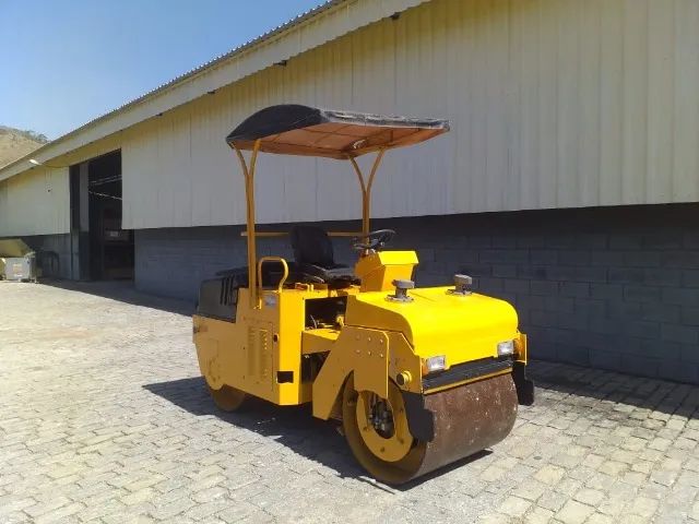 Rolo Compactador LTC 3B de 03 ton - 2011 - Foto 4