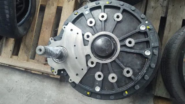 Cubo Redutor Redução Colheitadeira New Holland TC55 TC57 Redução Dianteira - Foto 3