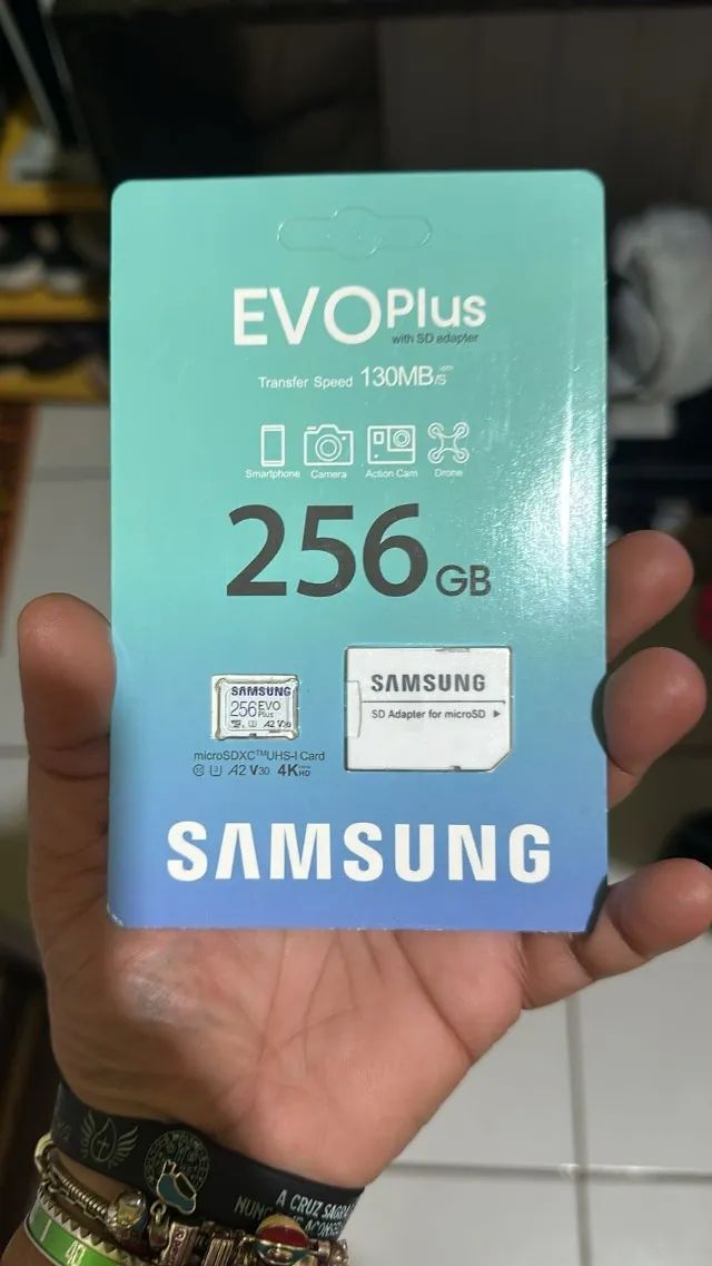 Cartão De Memória Sandisk Extreme Pro- Samsung EvoPlus Micro SD 256GB Classe 10 4K 1 Linha