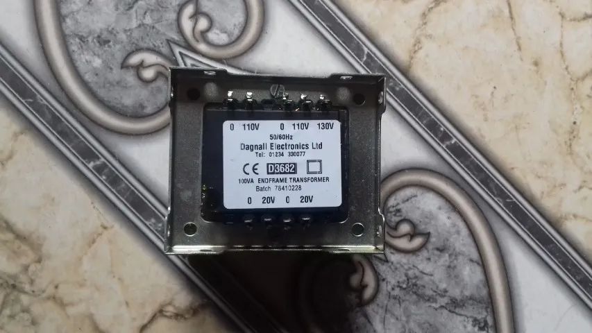 Transformador Dagnall D 3682 100 VA - Foto 5