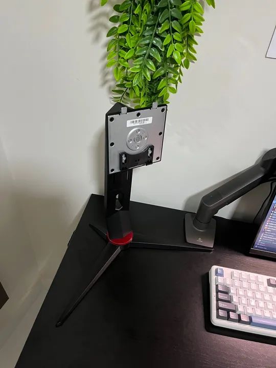 Base monitor AOC HERO 24/27p