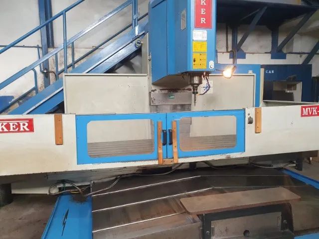 Fresadora CNC Veker Mod MVK-2500 Siemens 802D Ano 2011 - Foto 3