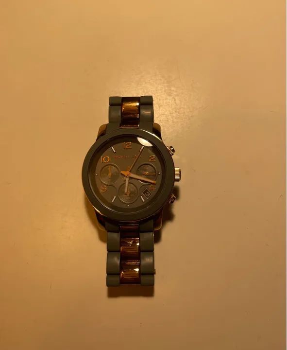 Relógio original Michael Kors - cinza e dourado