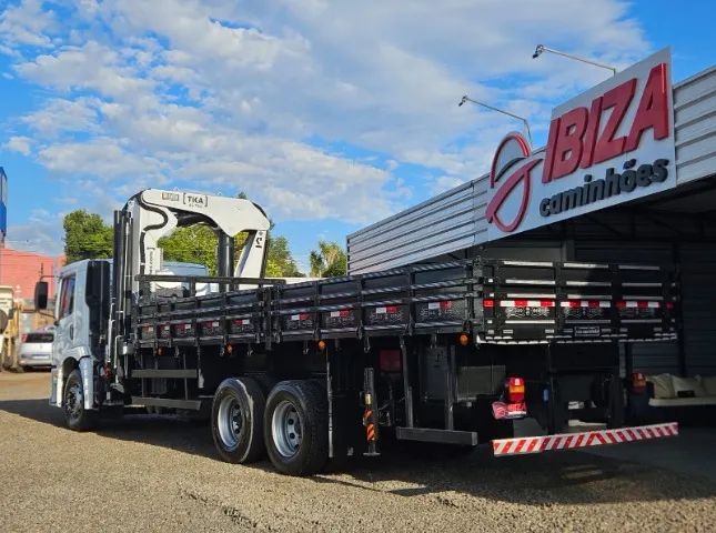 Constellation 24250 com Munck TKA 45,7 - Foto 5