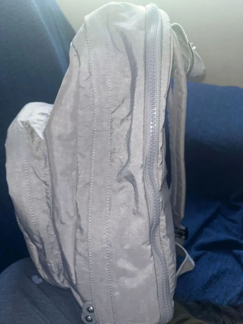 KIPLING HARPER 27L ROXO ACINZENTADO- NOVO - Foto 3