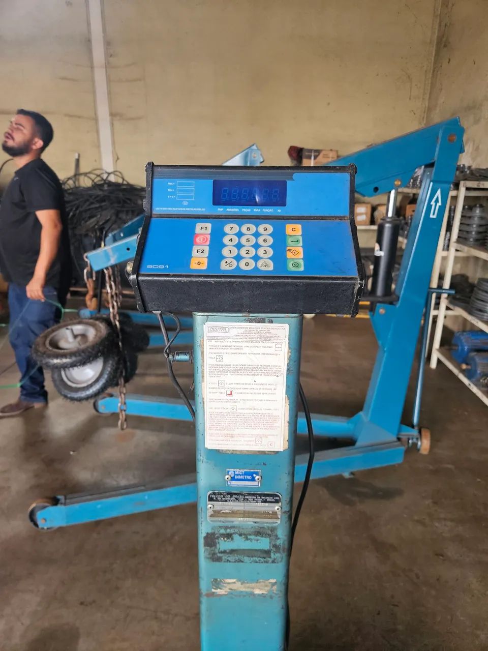 Balança contadora eletrônica para 1.500 kilos, marca TOLEDO. Funcionando ! - Foto 2