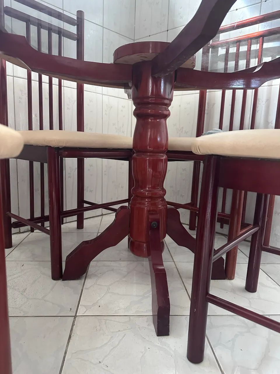 Mesa de madeira verdadeira 64168527274370124