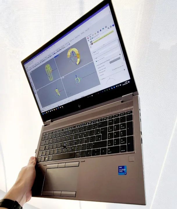 Workstation HP ZBook Fury G8: i7, RTX A3000, 32GB RAM, 1TB SSD Potência para Profissionais